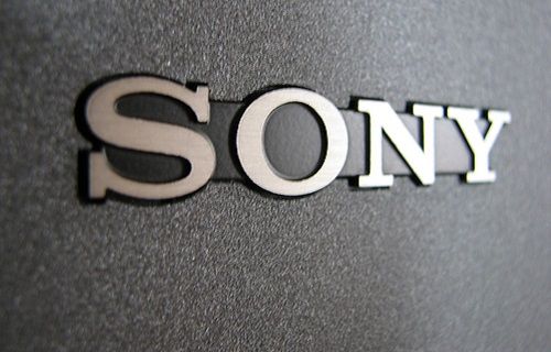 Sony, Twitter’ı mahkemeye vermekle tehdit etti